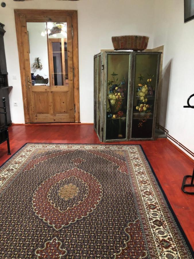 Apartment Cezara *